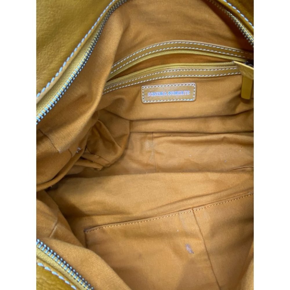 Sondra Roberts Orange Leather Shoulder/ Handbag - Picture 16 of 16